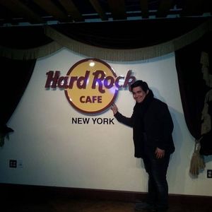 Meet your Posher, Eduardo enrique